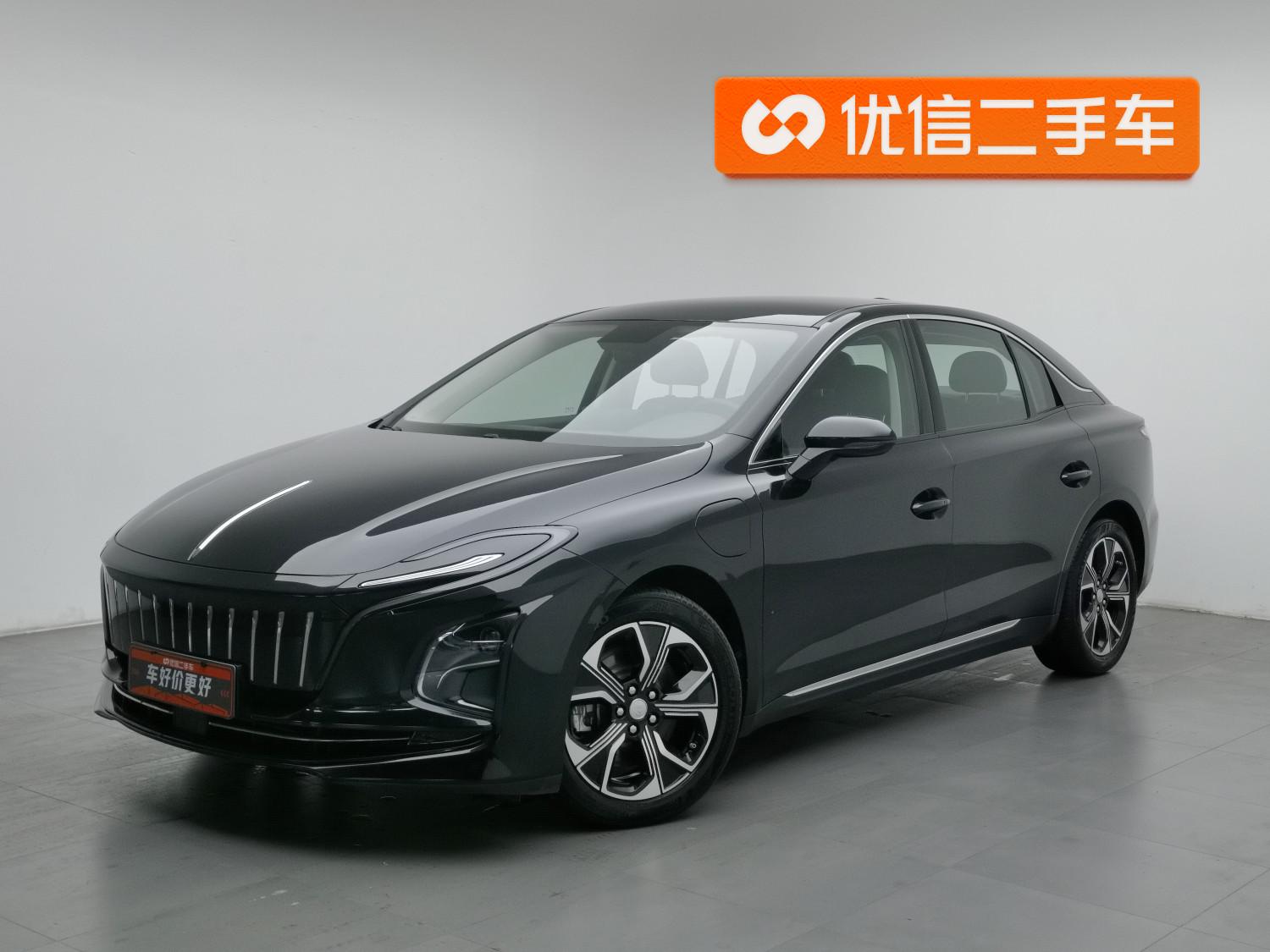 Hongqi E-QM5 Charging Flagship Joy 2022