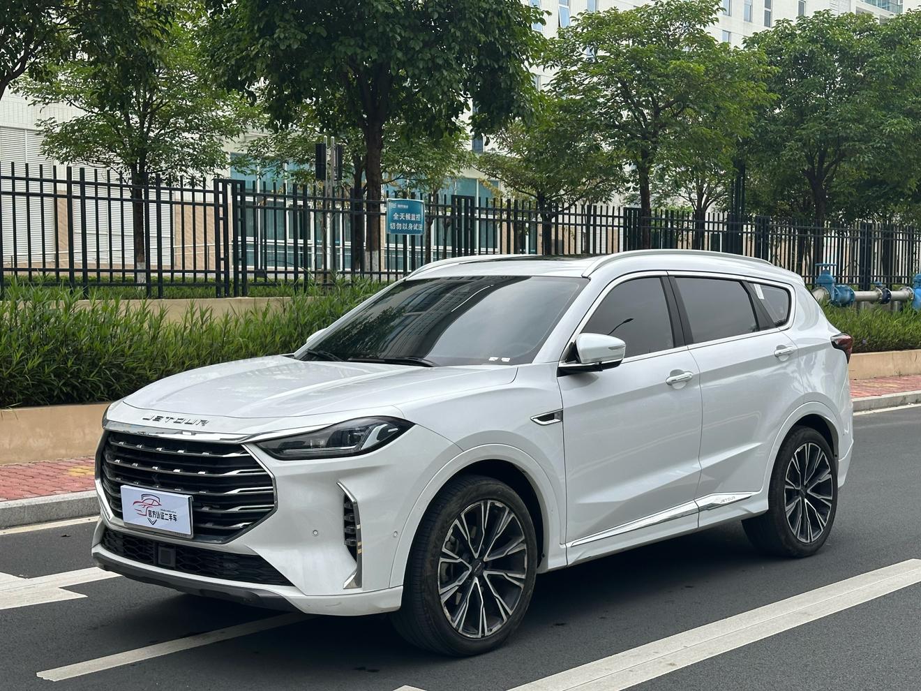 Jetour X70-Plus Zhuge 1.6T DCT Kongming 5-Seat 2021
