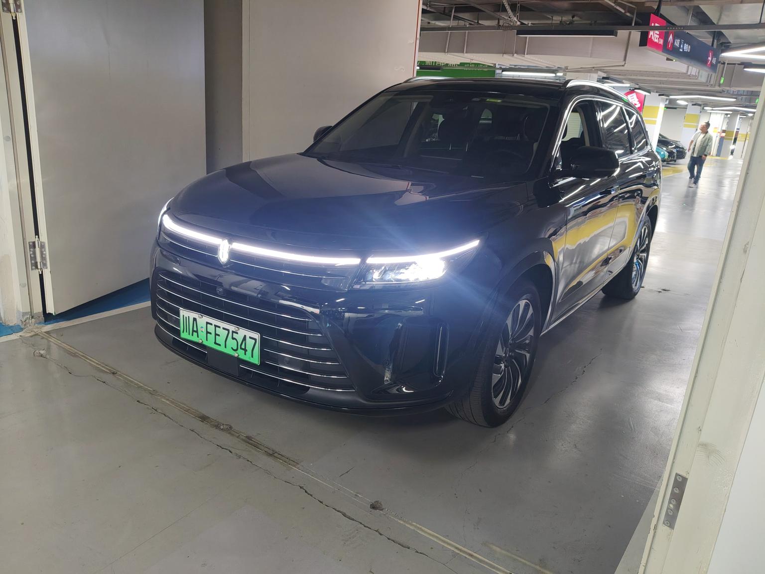 Aito M7 Plus 5-Seat RWD 2024