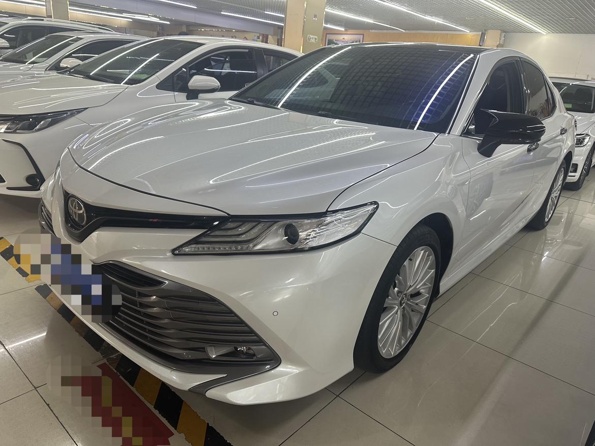 Toyota Camry 2.5G Luxury (2.5L) 2021