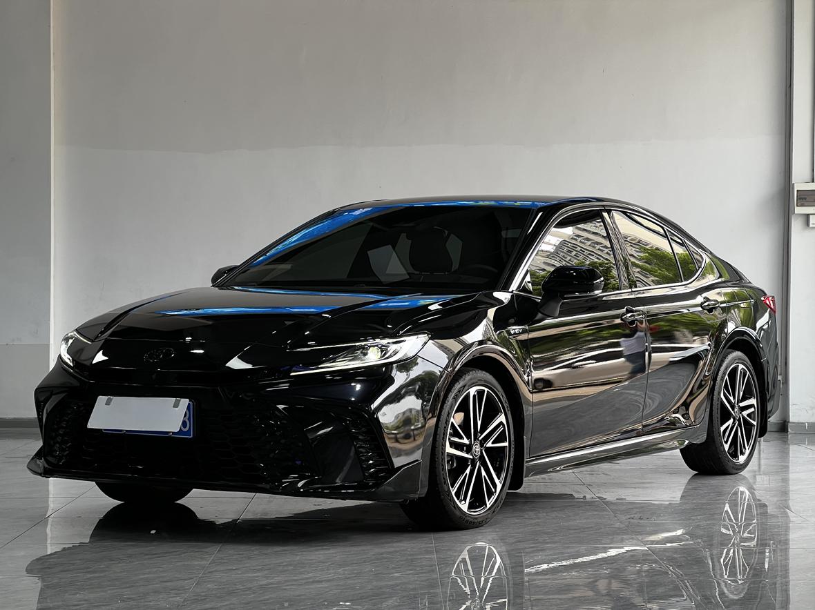 Toyota Camry 2.0HS Sport 2024