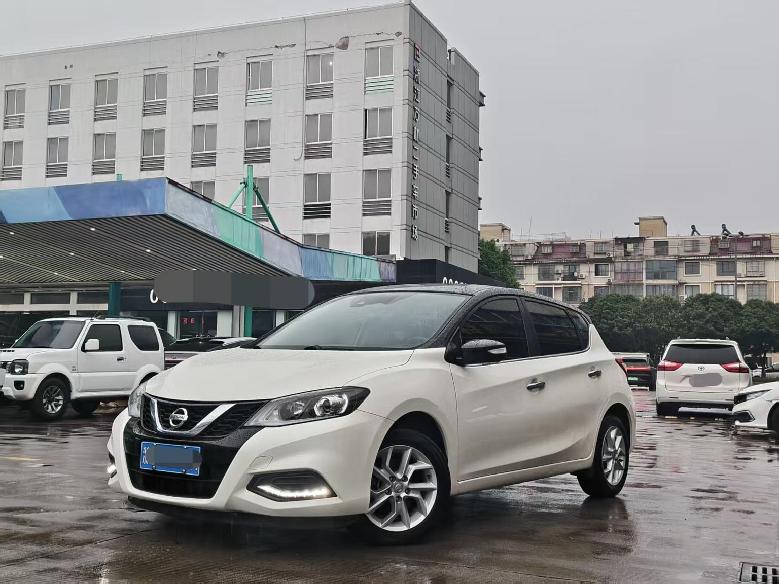 Nissan Tiida CVT Cool Dynamic (1.6L) 2021
