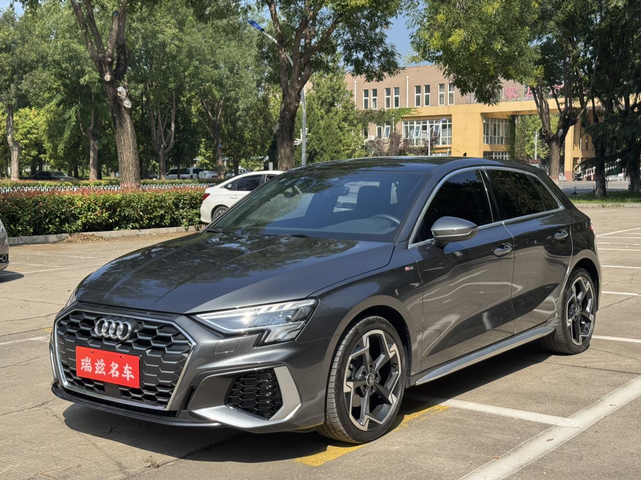 Audi A3 35 TFSI Luxury Sport 2023