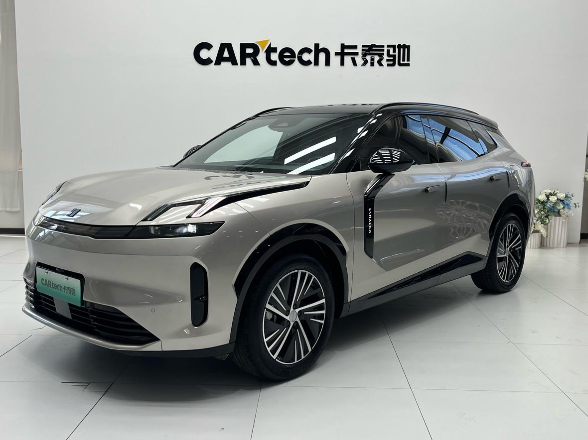 Lynk And Co 08 EM P 220 AWD Performance Halo (1.5L) 2024