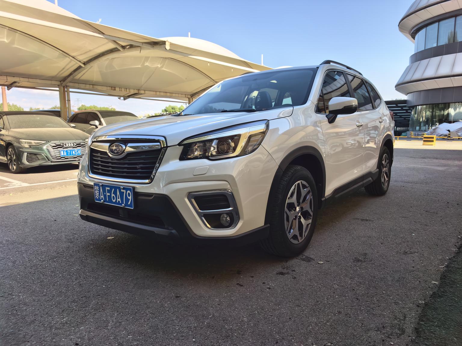 Subaru Forester 2.0i Luxury 2021