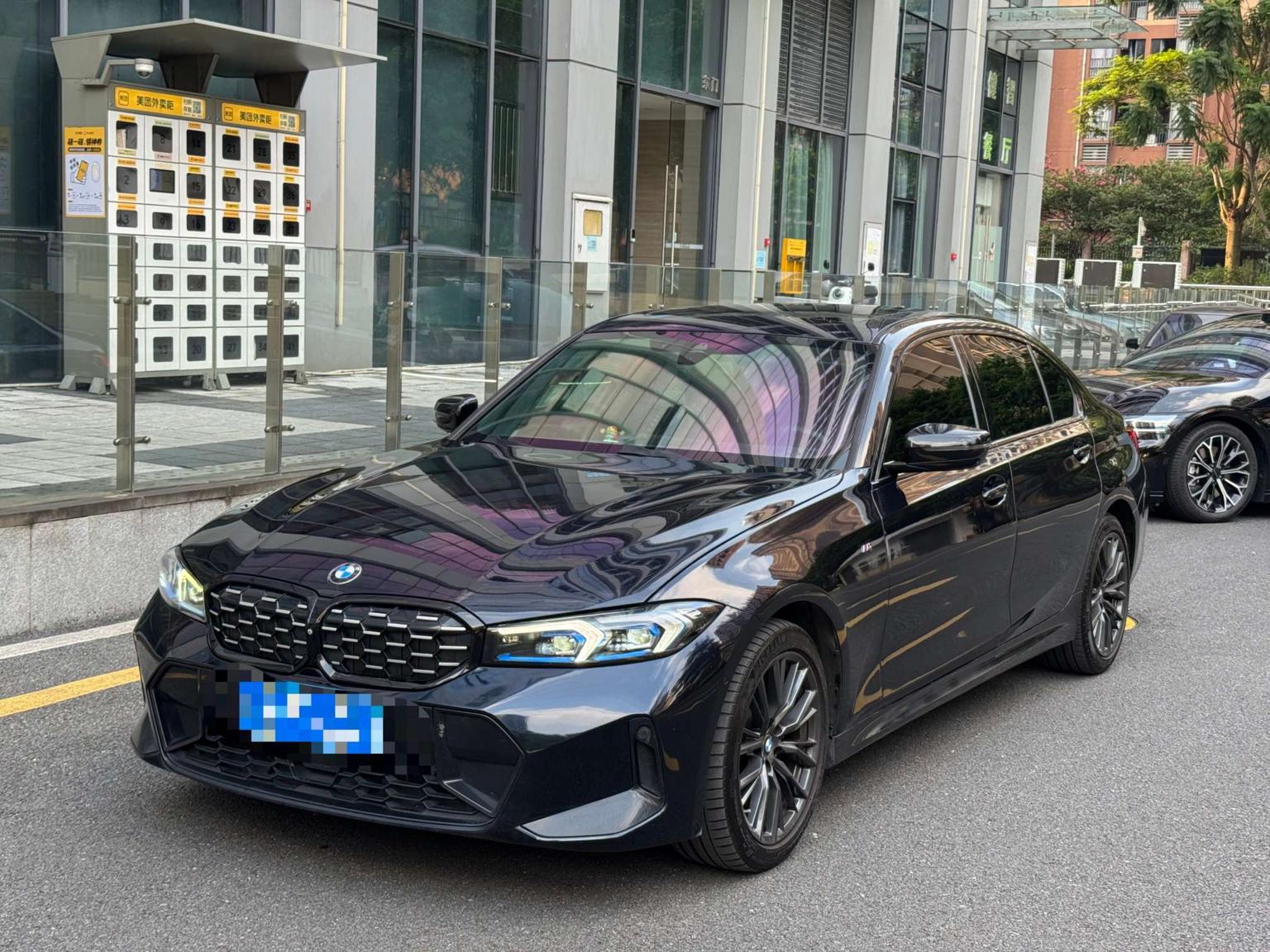 BMW Series-3 330Li M Sport Night Package 2023
