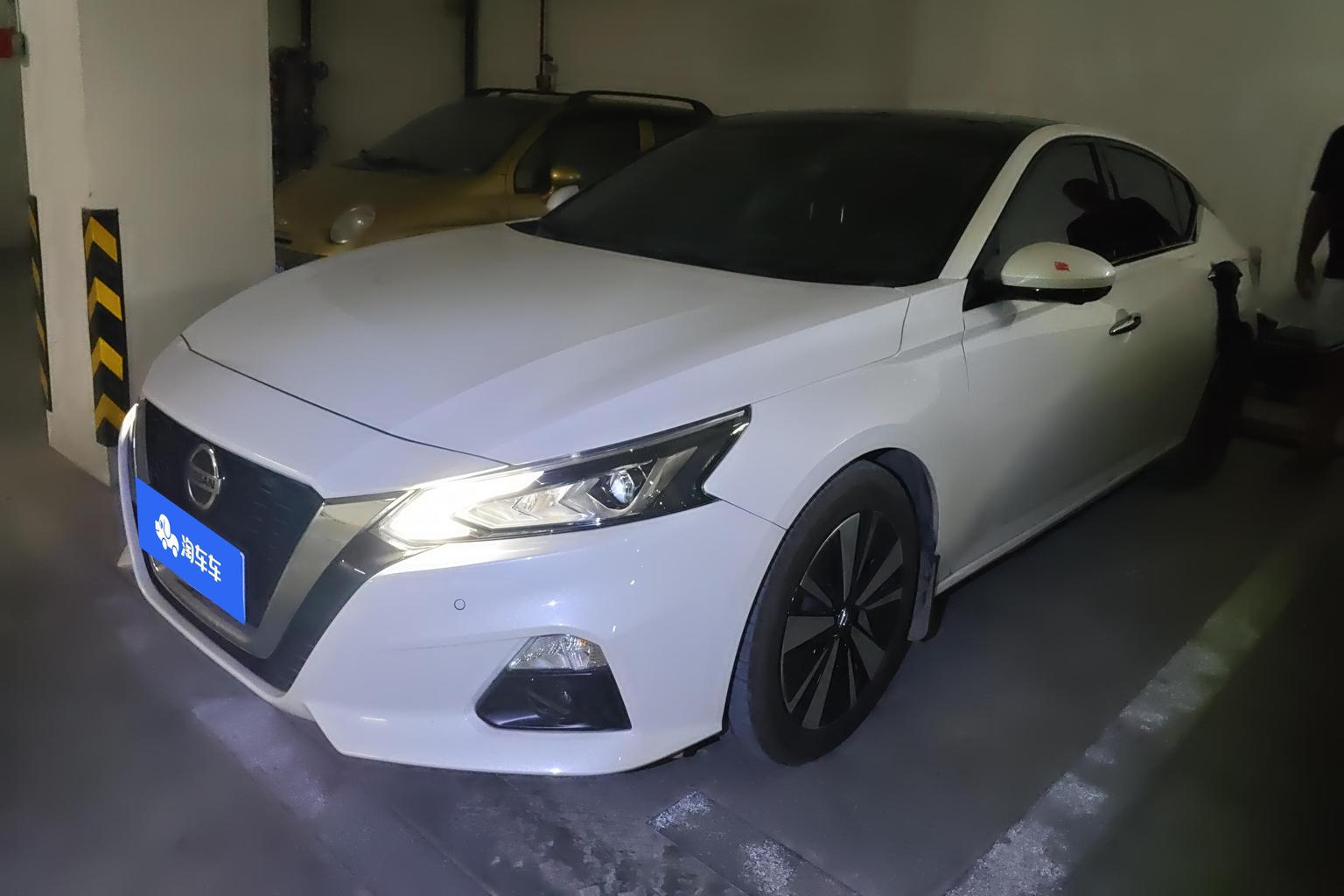 Nissan Altima 2.0L XL Upper AD1 Smart Pilot 2022