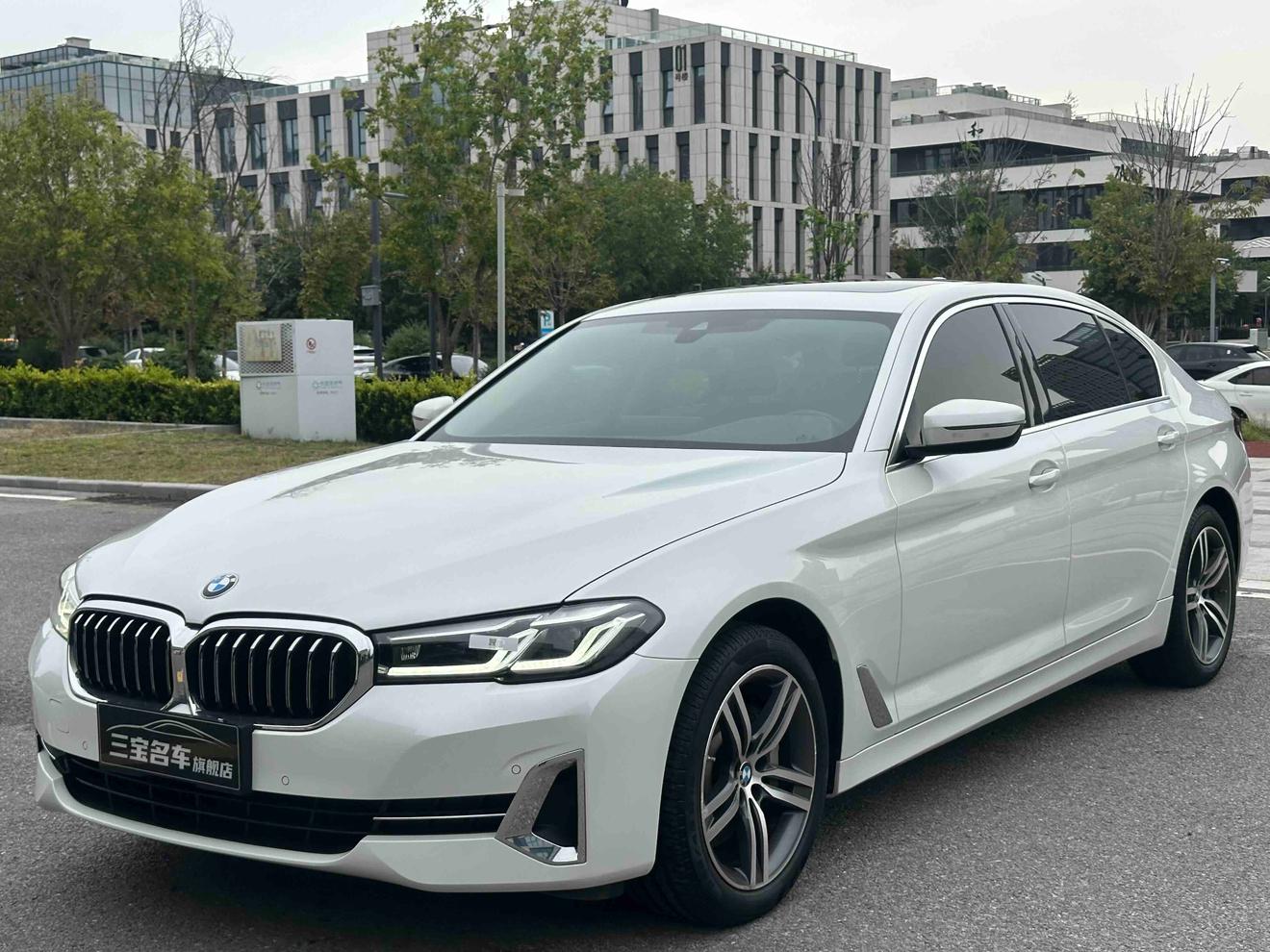 BMW 5 Series Leading Luxury 2023