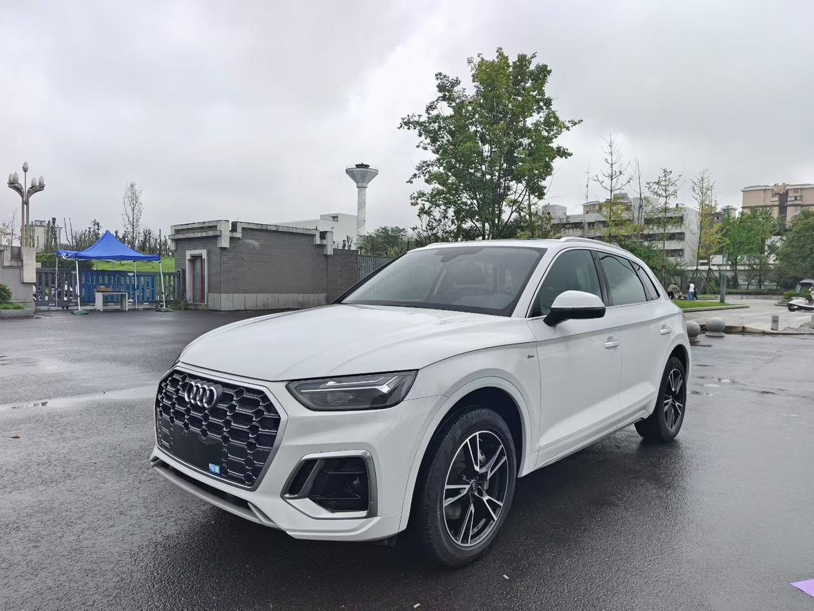 Audi Q5L 40TFSI Fashion Dynamic 2024