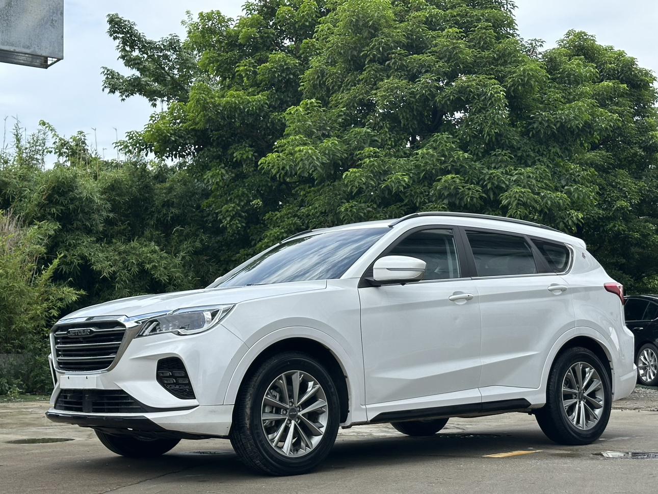 Jetour X70 Joy Drive Edition 5-Seat (1.5L) 2023