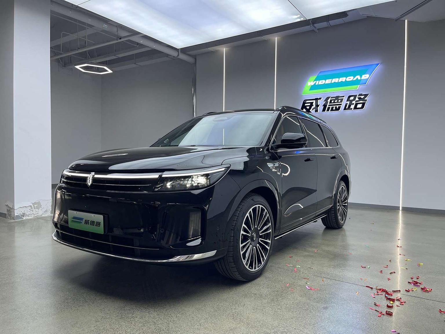 Aito M7 Pro 5-Seat Intelligent Drive AWD 2025