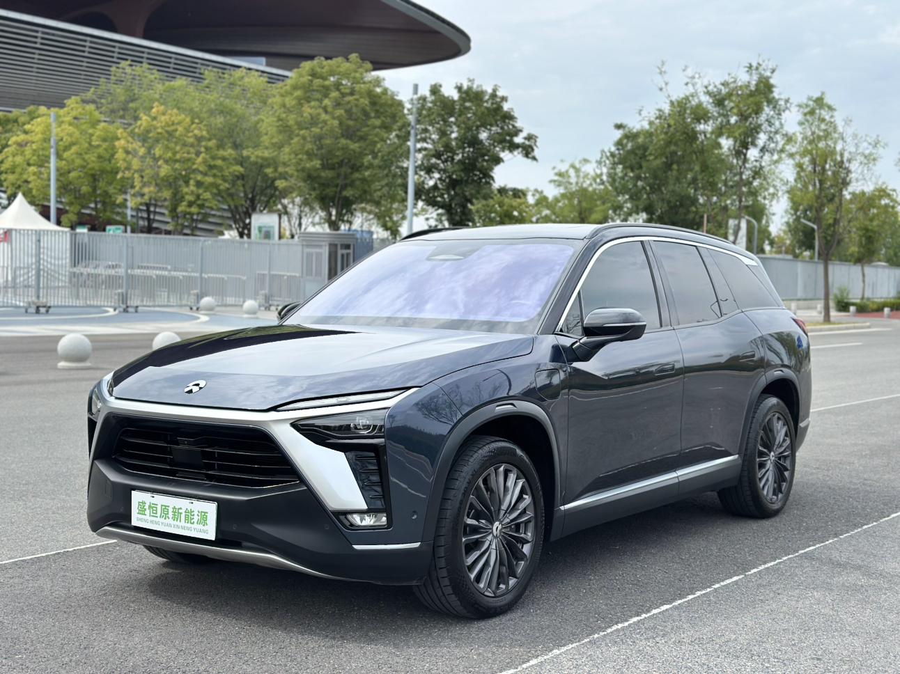 NIO ES8 415km Standard 6-Seater 2021