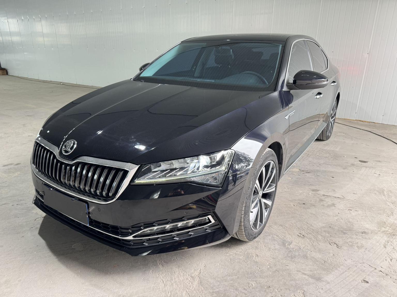 Skoda Superb 280 TSI DSG Prestige (1.4L) 2023