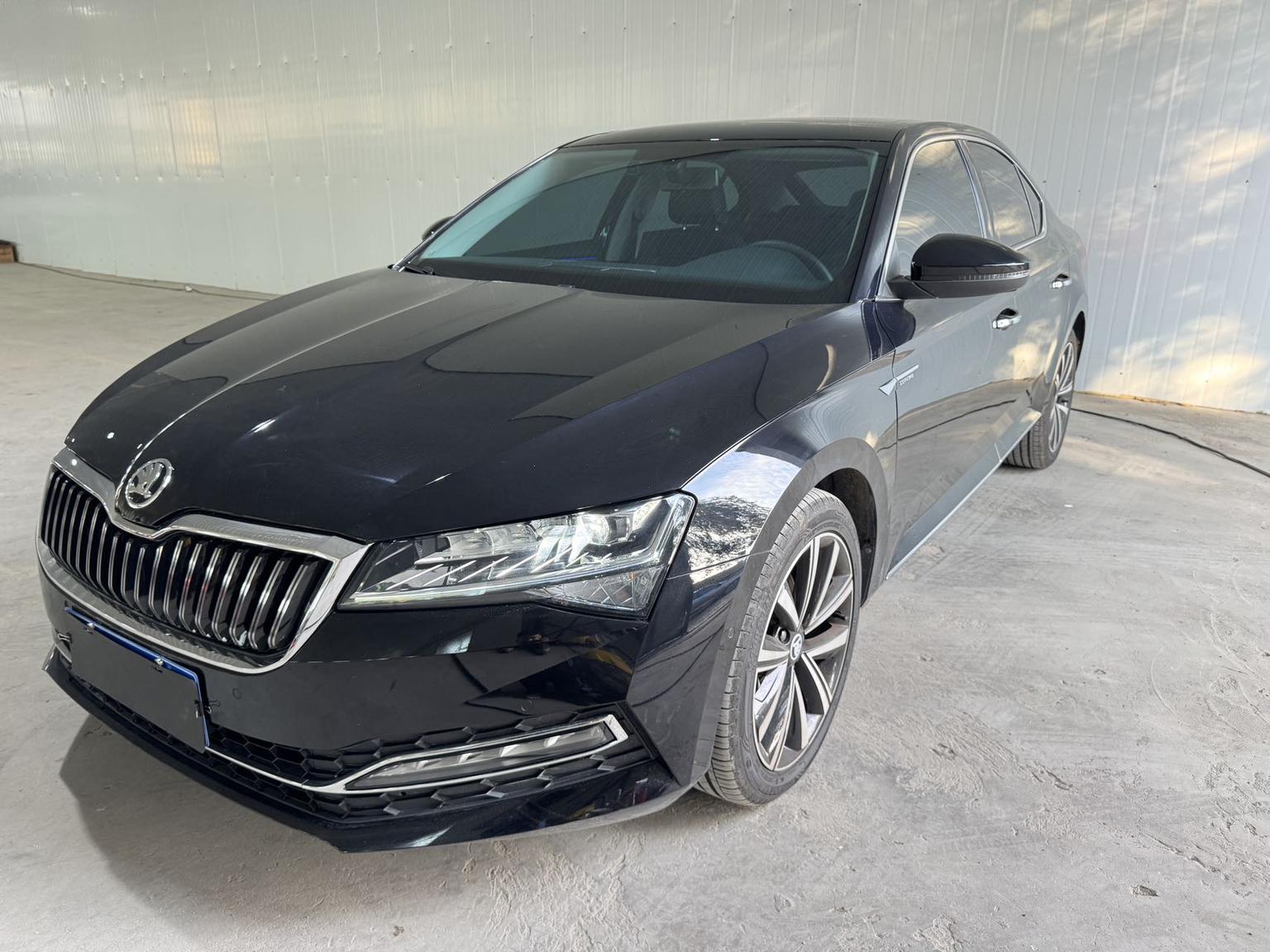 Skoda Superb 280 TSI DSG Prestige (1.4L) 2023