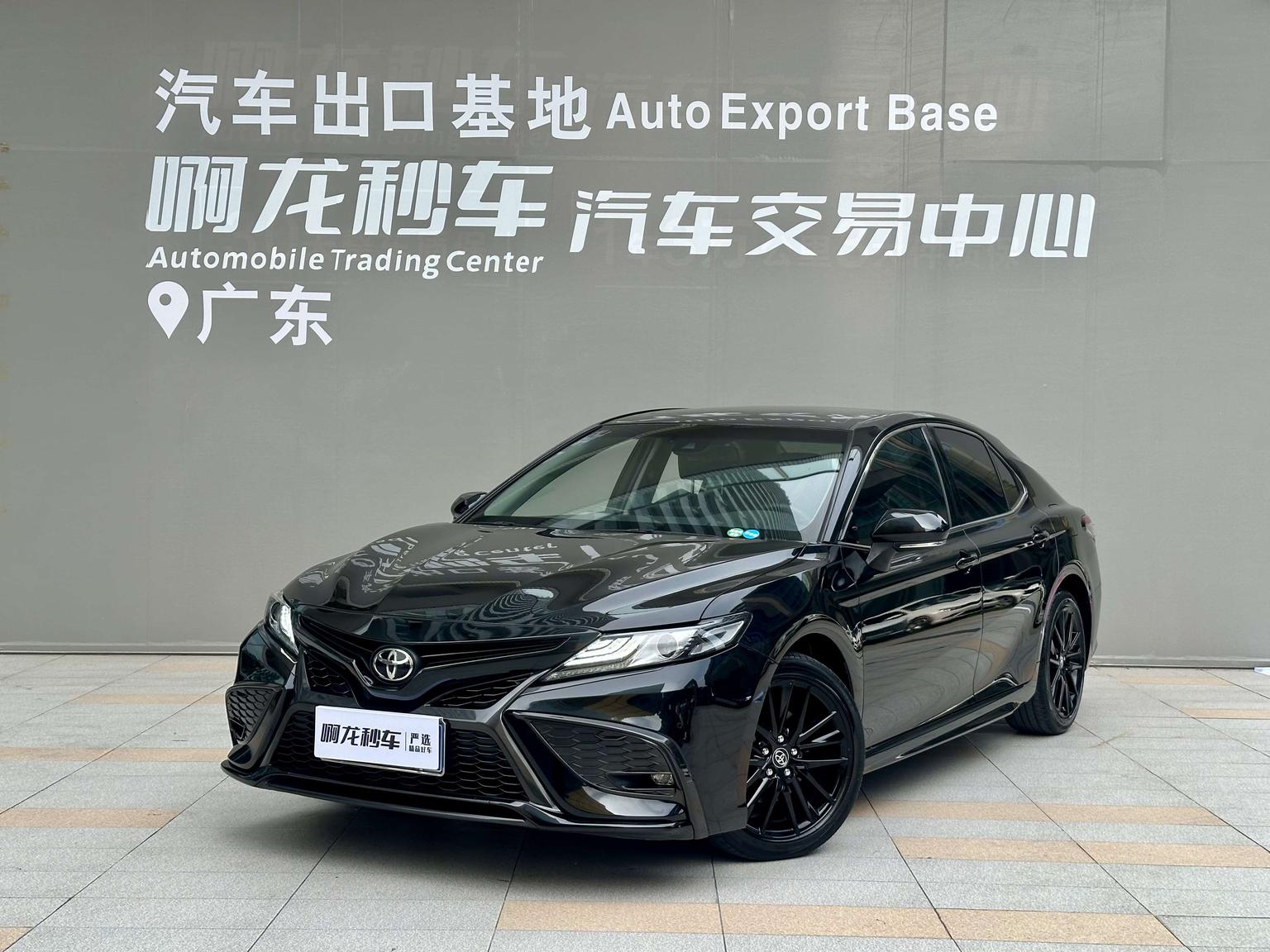 Toyota Camry S Knight 2023