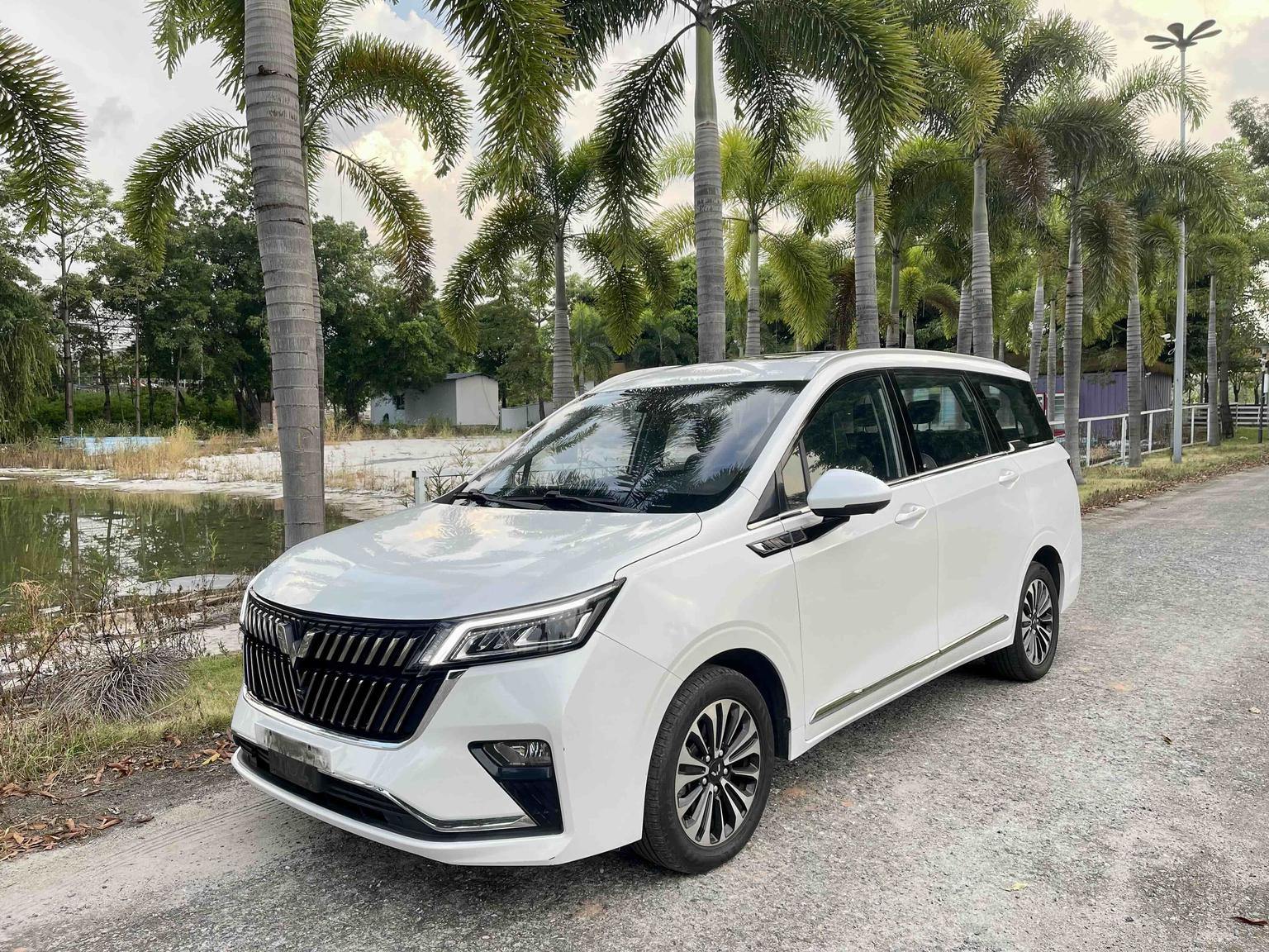 Wuling Jiachen Premium Flagship CVT 2023
