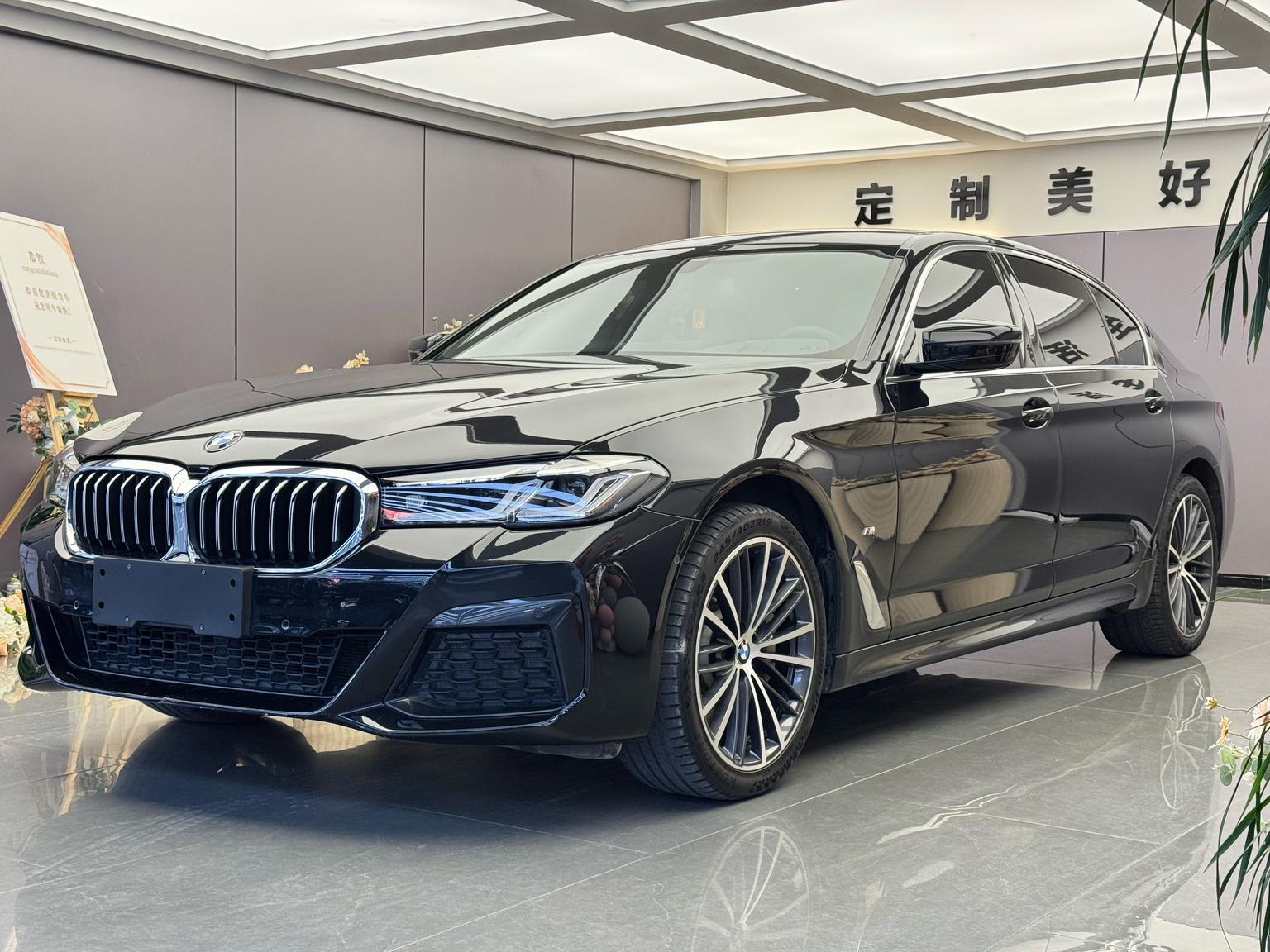 BMW 5 Series Leading M Sport (2L) 2024
