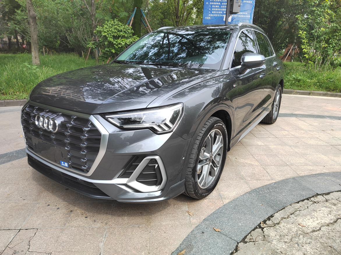 Audi Q3 40 TFSI RS Package Blazing Speed 2022