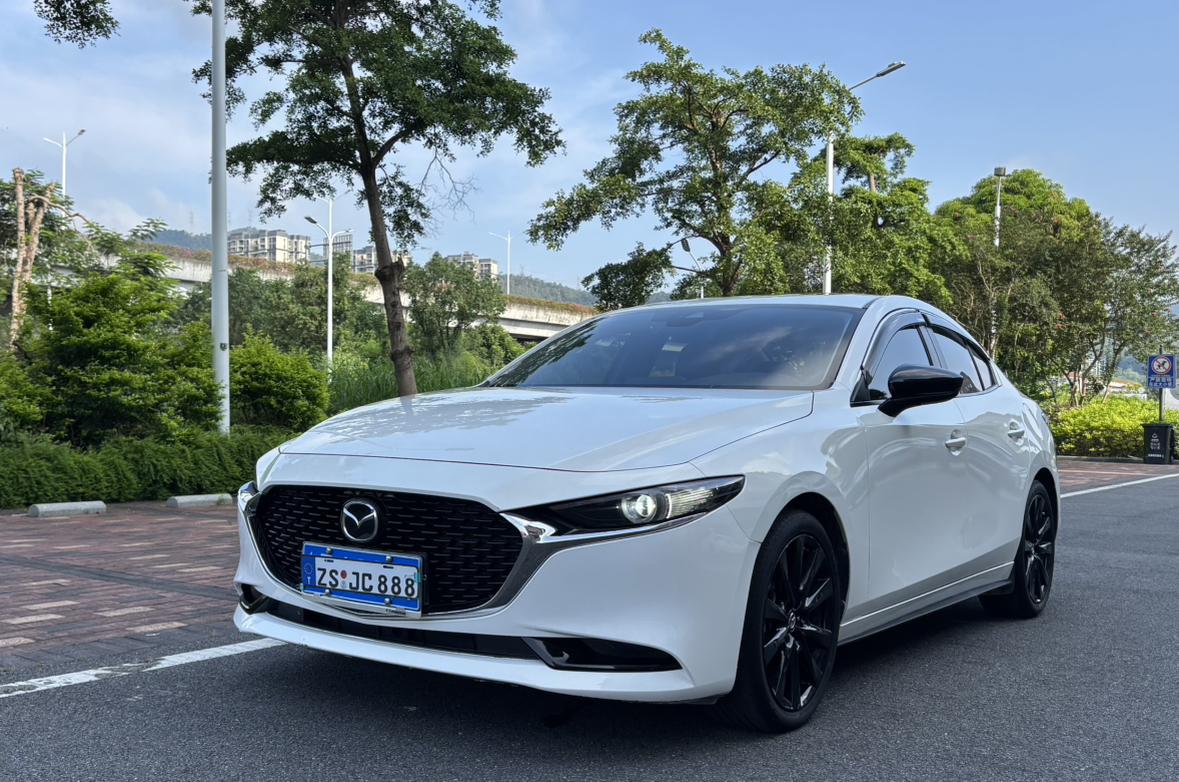 Mazda 3 Axela 2.0L Auto Quality Ultimate (2L) 2024