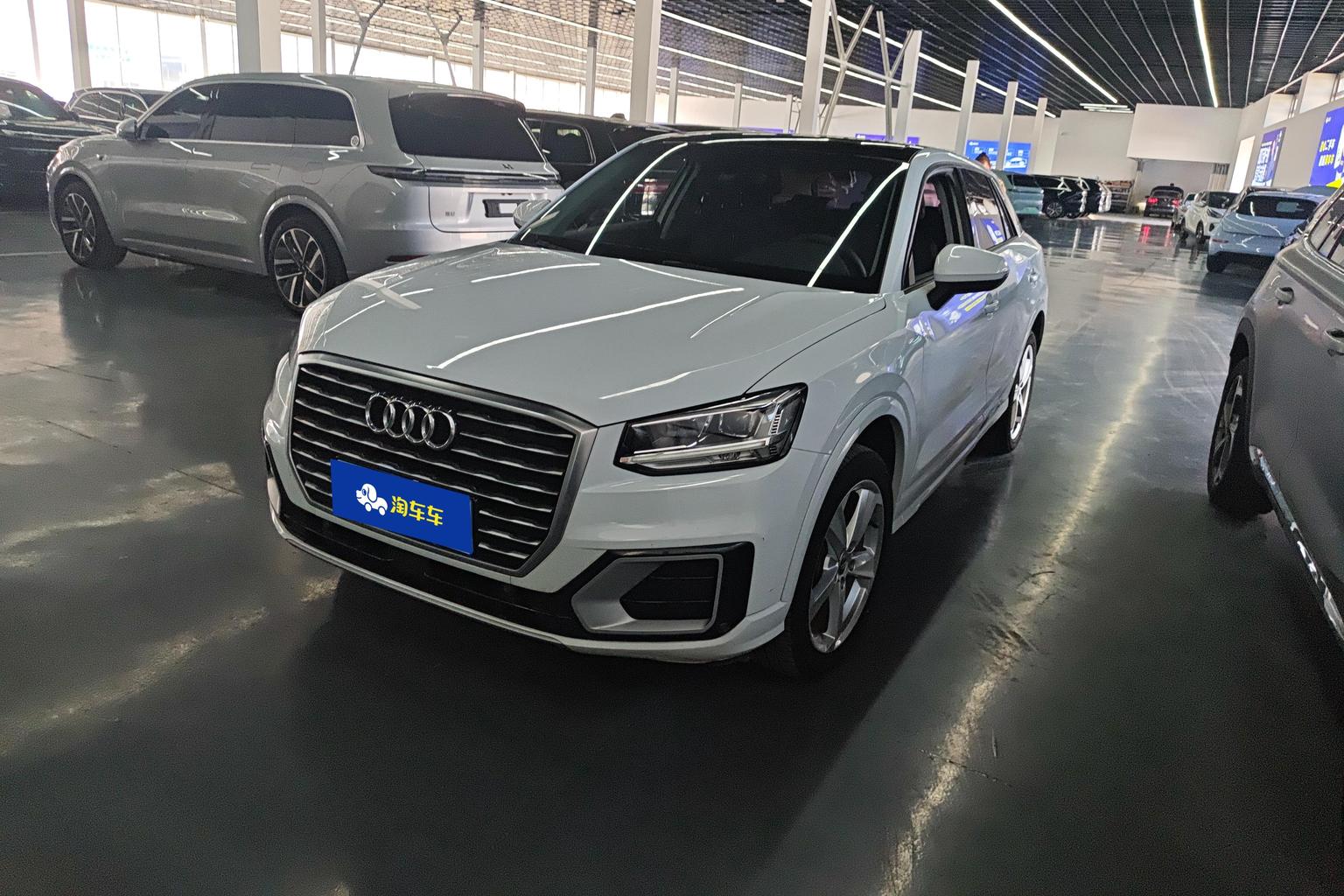 Audi Q2L Fashion Elegant (1.4L) 2020