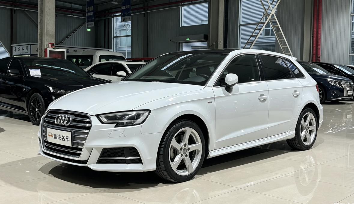 Audi A3 35 TFSI Fashion CN6 (1.4L) 2020