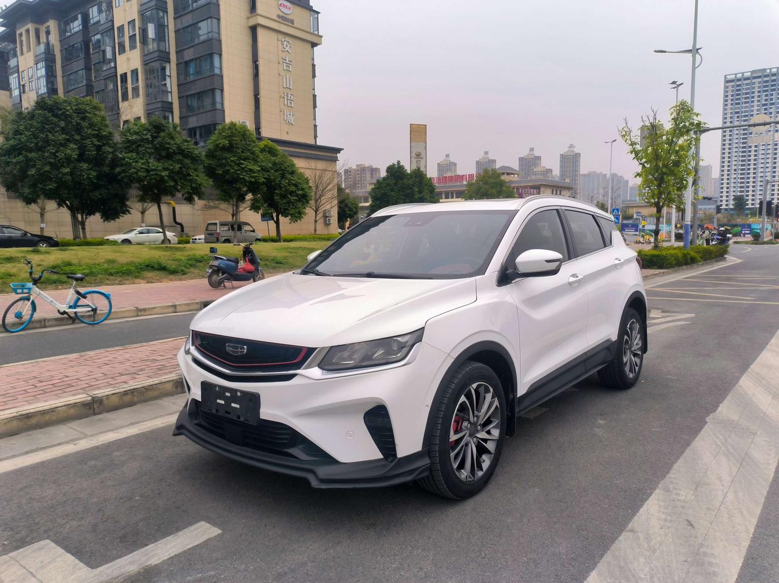 Geely Coolray 260T DCT Ranger China VI 2019