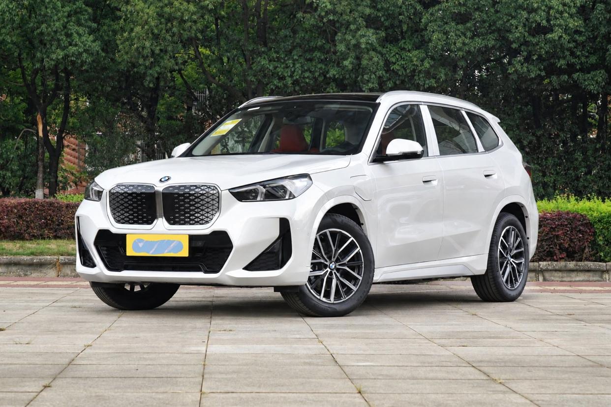 BMW X1 eDrive25L M Sport Package 2025