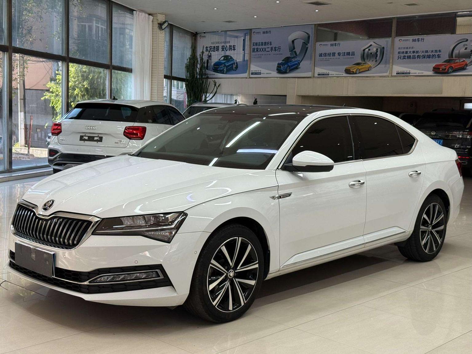 Skoda Superb TSI280 DSG Premium 2024