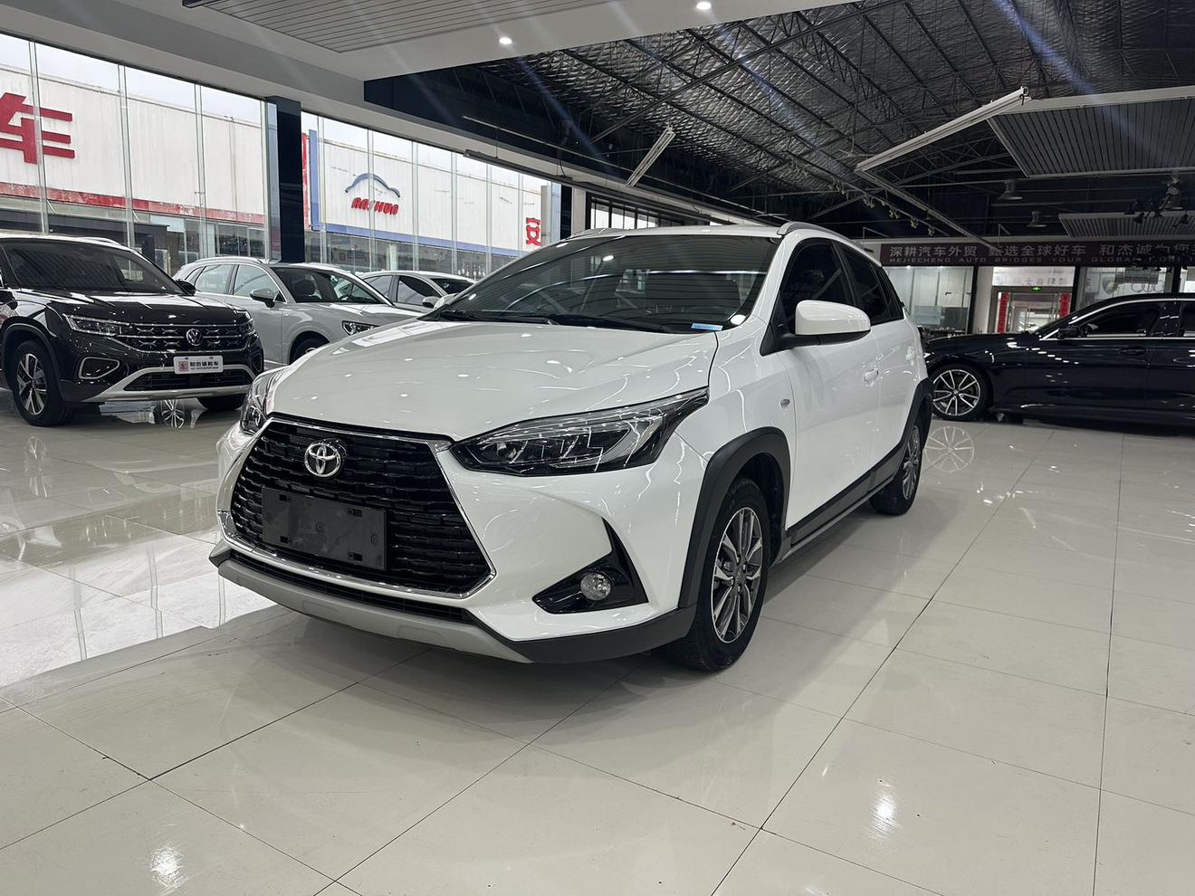 Toyota Yaris-L Luxury Plus 2022