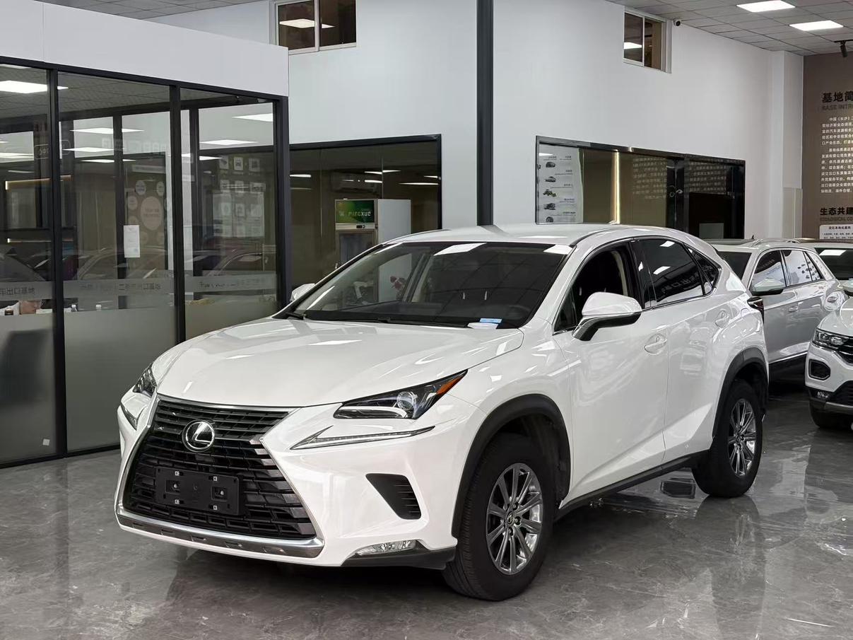 Lexus NX200 FWD Comfort CN6 2021