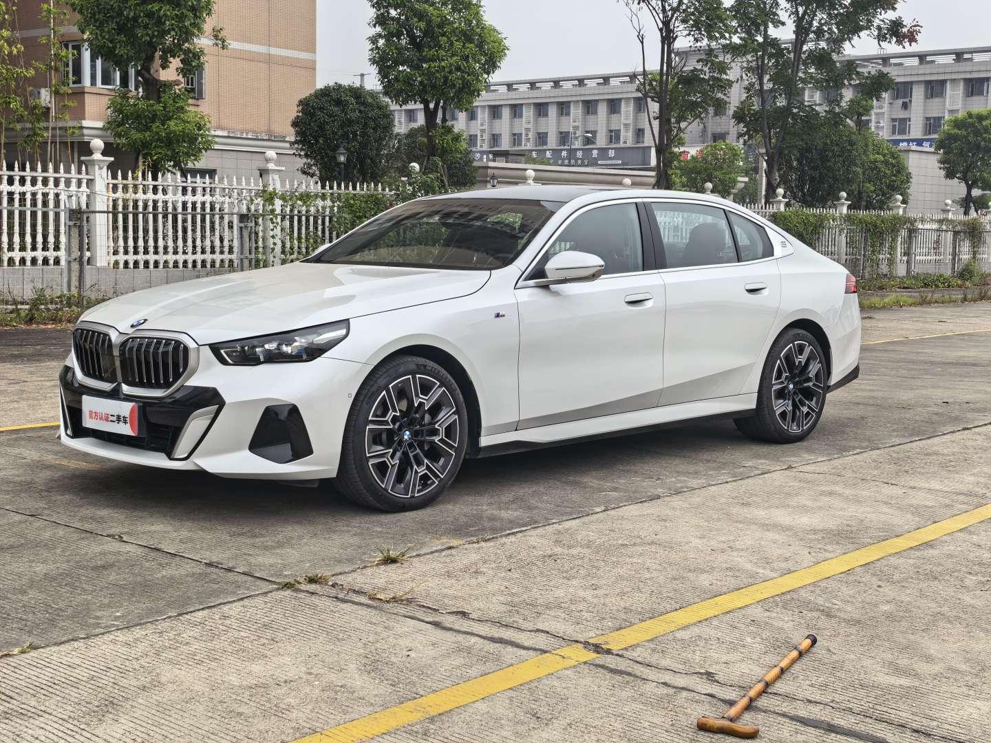 BMW 5 Series Executive M Sport (2L) 2025