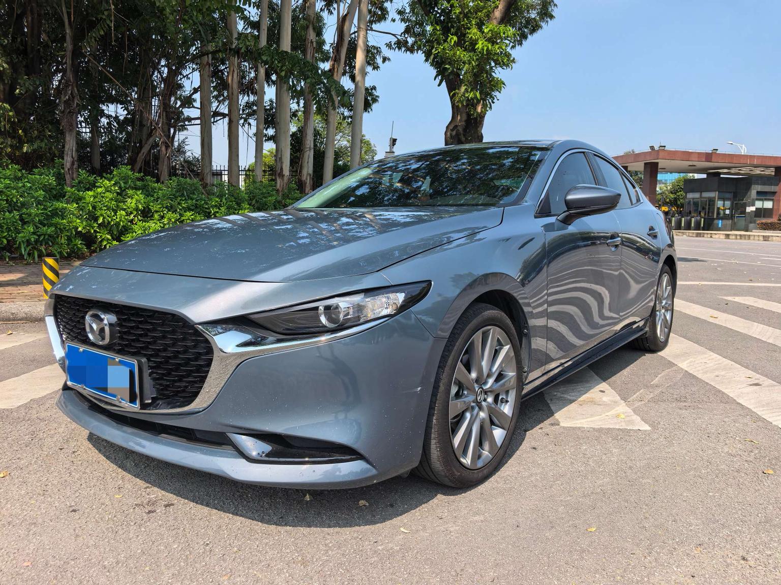 Mazda 3 Axela 2.0L Auto Quality Dazzle 2024