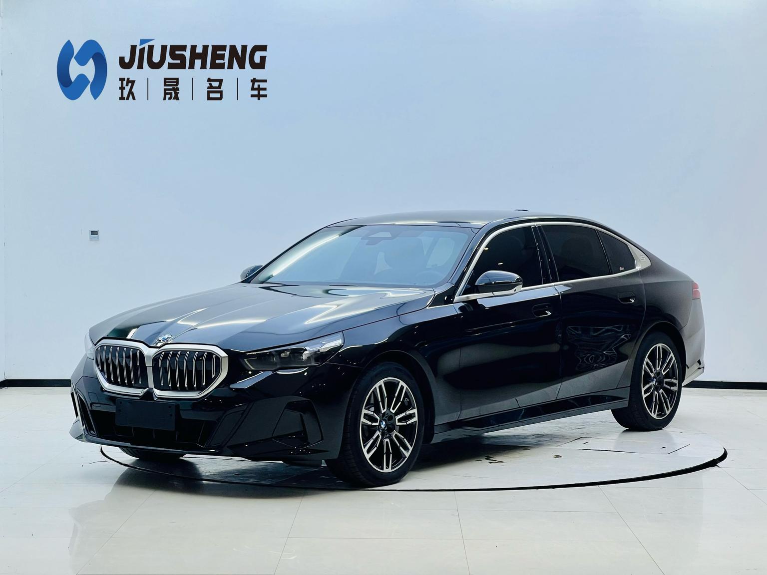 BMW 5 Series Leading M Sport Package (2L) 2026