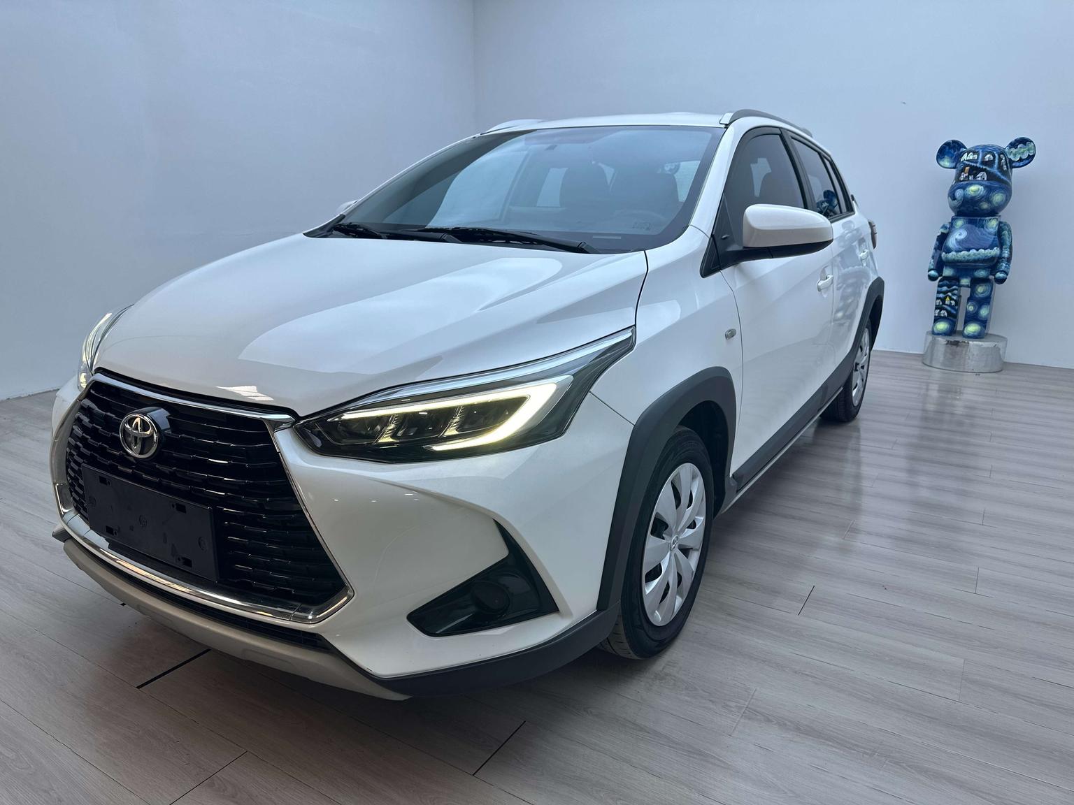 Toyota Yaris-L Leading Plus 2022