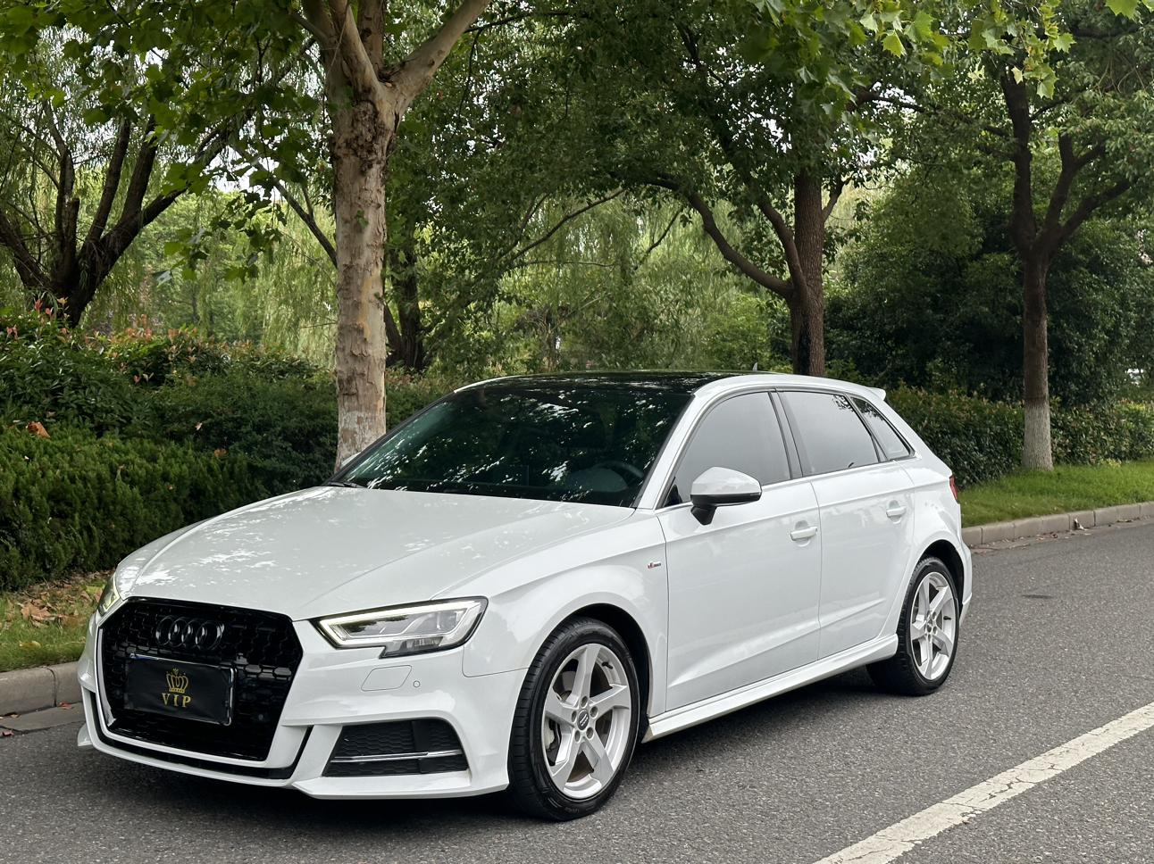 Audi A3 35 TFSI Fashion CN6 (1.4L) 2020