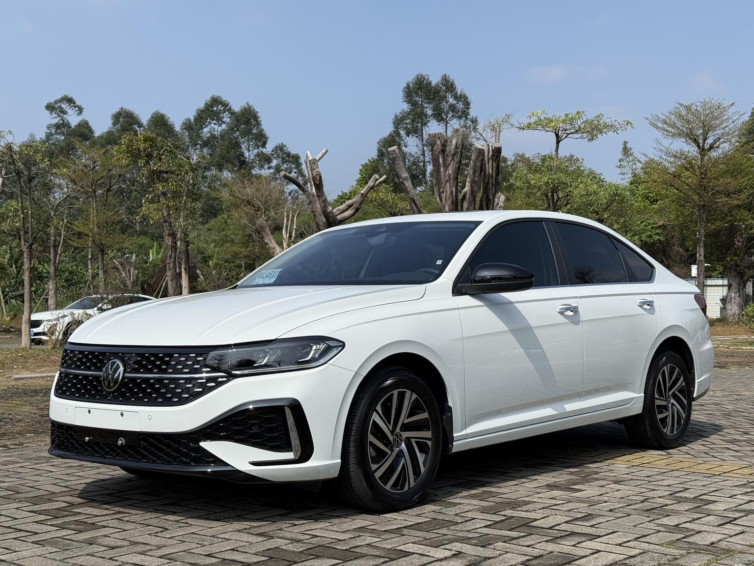 Volkswagen Lavida 300TSI DSG Starry Leading 2024