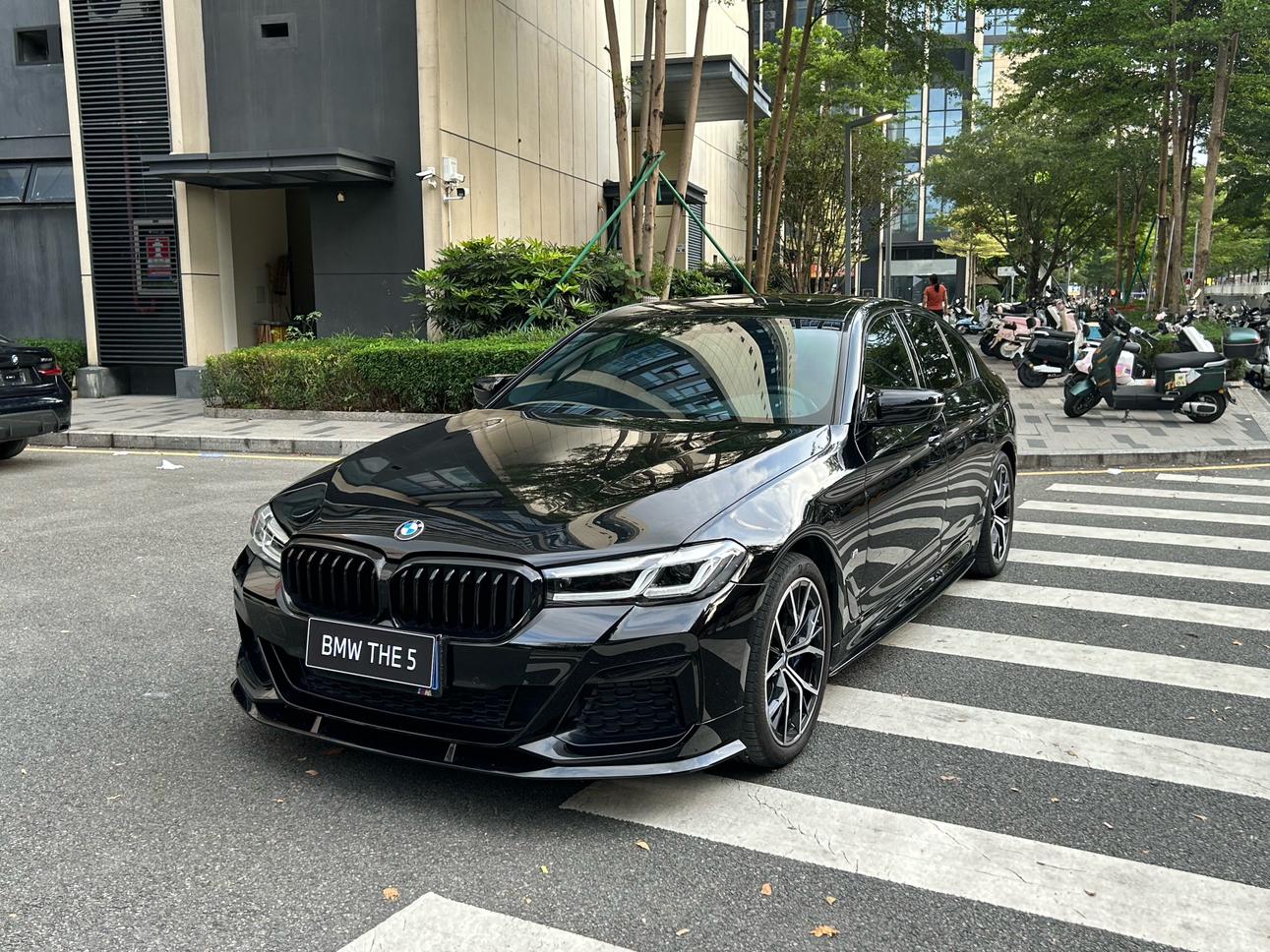 BMW 5 Series M Sport Package (2L) 2023