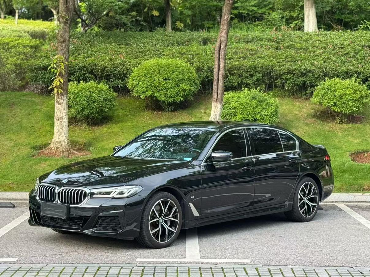 BMW 5 Series Deluxe M Sport Package (2L) 2023