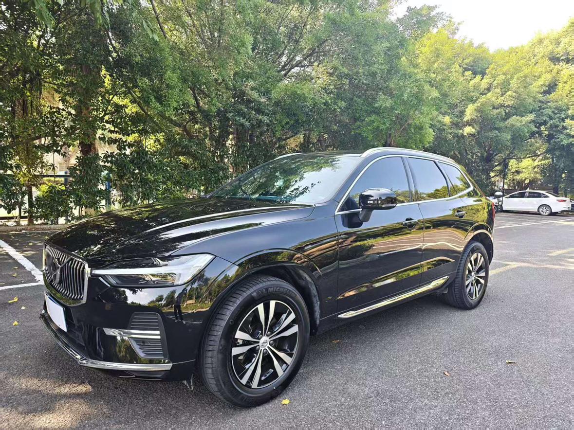 Volvo XC60 Intelligent Comfort Luxury AWD (2L) 2024