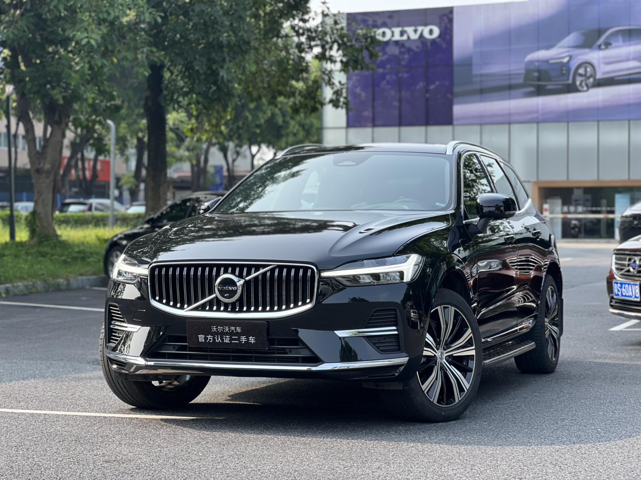 Volvo XC60-Phev T8 AWD Intelligent Plus Luxury Long Range Hybrid (2L) 2023