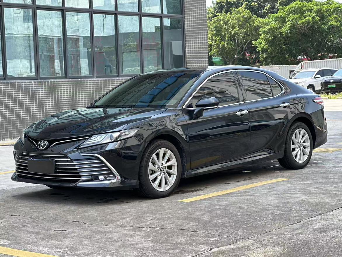 Toyota Camry 2.0G Luxury (2L) 2022