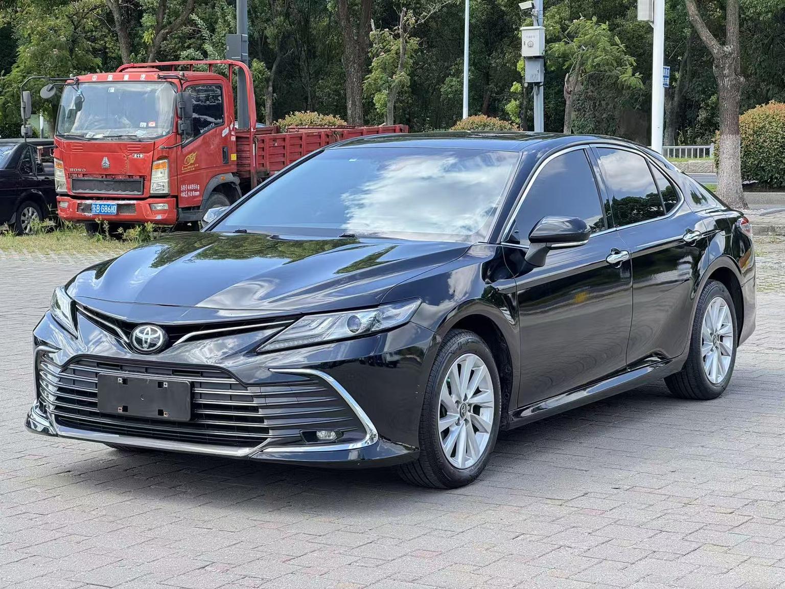 Toyota Camry 2.0G Luxury (2L) 2022
