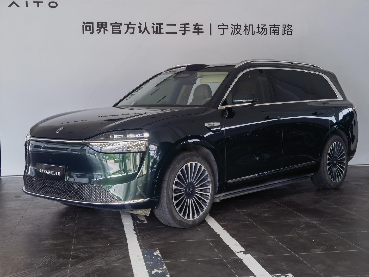 Aito M9 EV Ultra 6-Seater (192-line Lidar) 2025