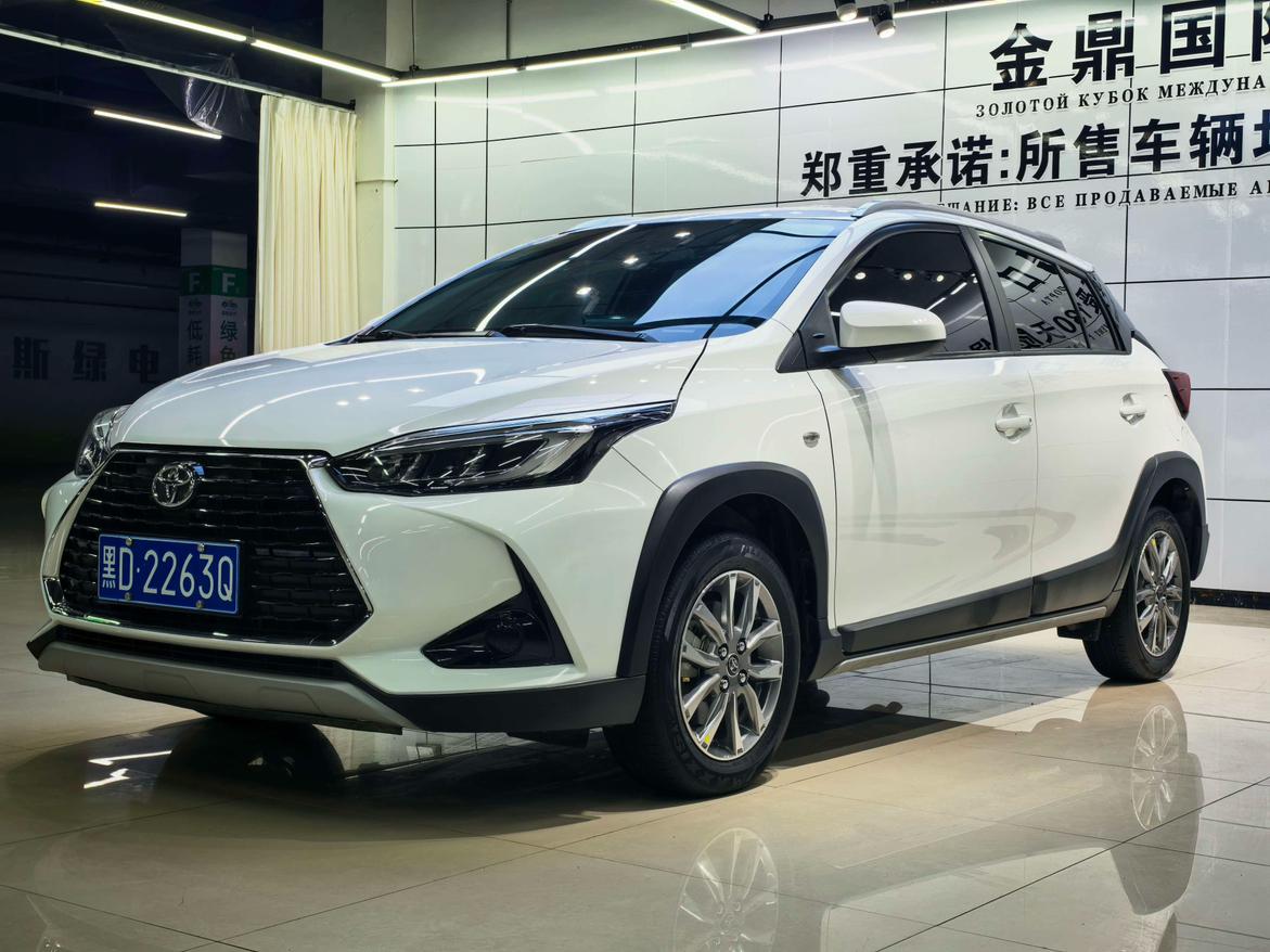 Toyota Yaris-L Leading Plus 2023