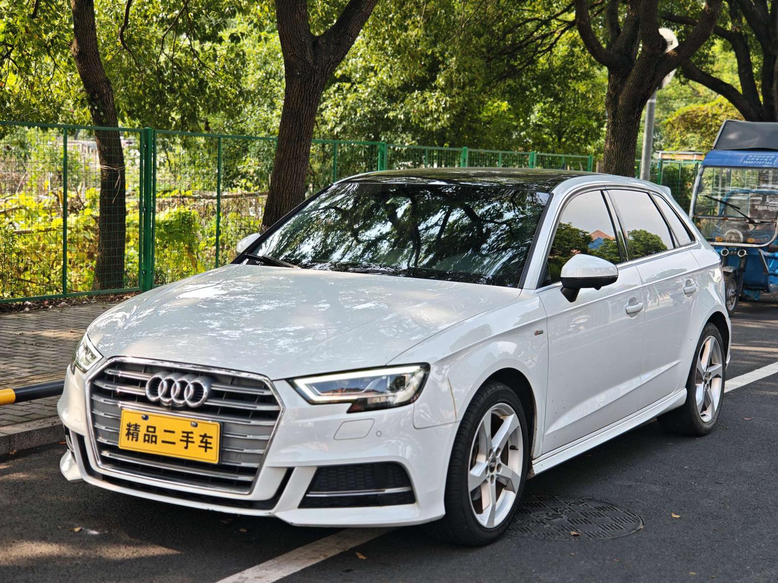 Audi A3 35 TFSI Fashion CN6 (1.4L) 2020