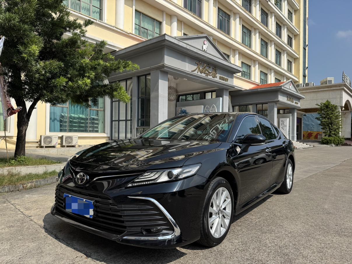 Toyota Camry 2.0G Luxury (2L) 2022