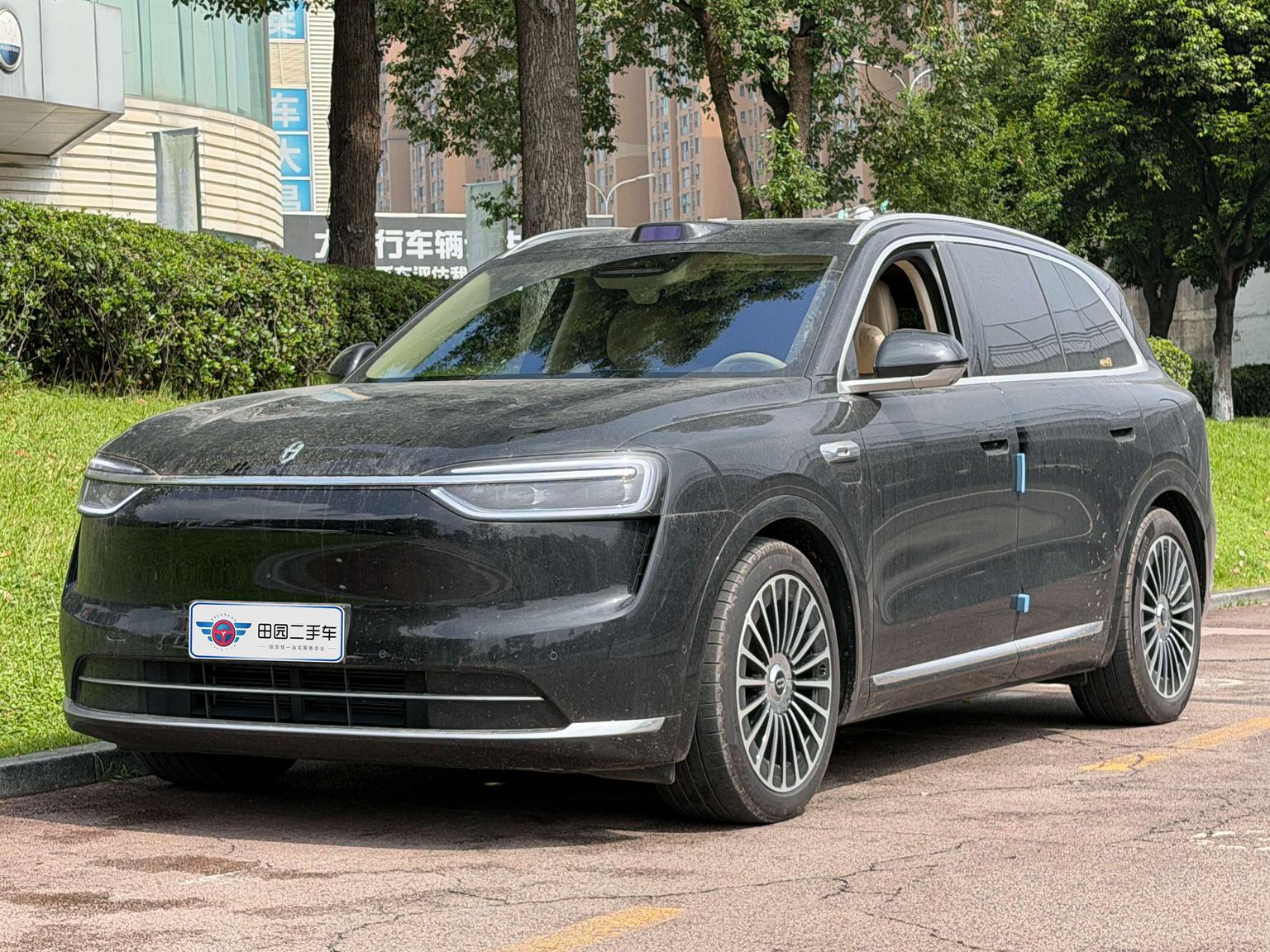 Aito M7 EREV Max 5-Seat AWD (192-Line Lidar) 2025