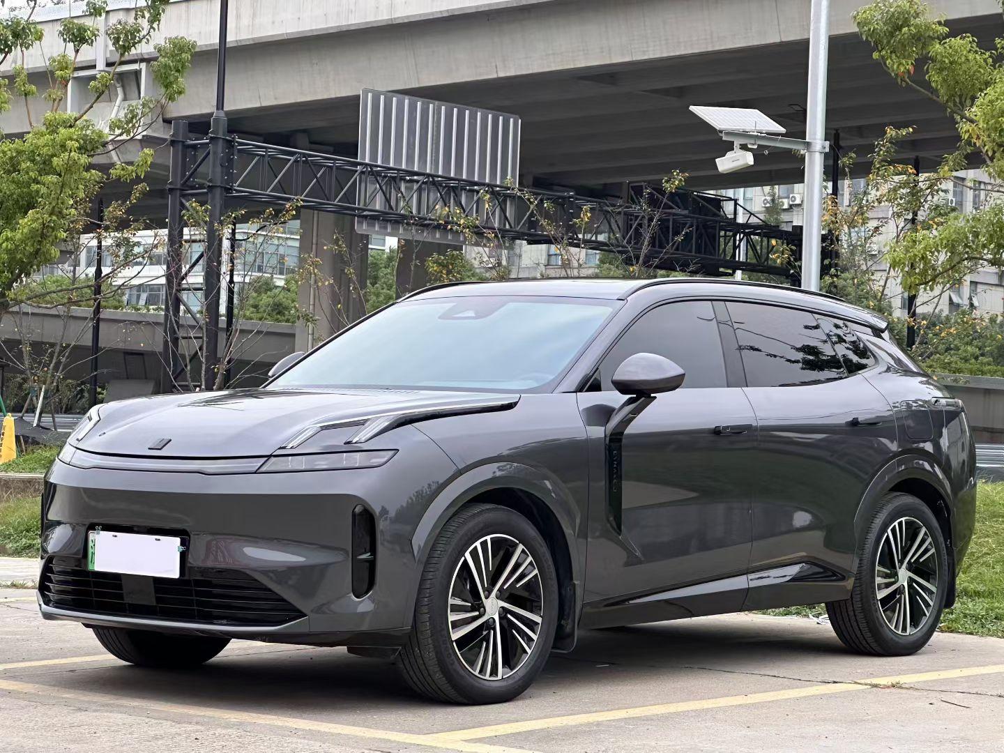 Lynk And Co 08 EM P Halo Extra Range (1.5L) 2024