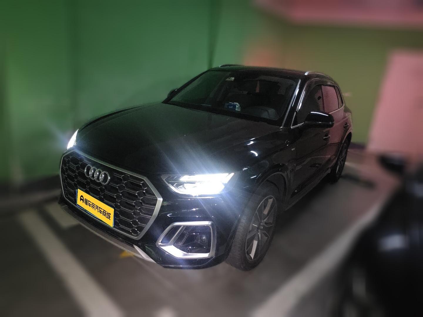 Audi Q5L Luxury Sport Edition (2L) 2021