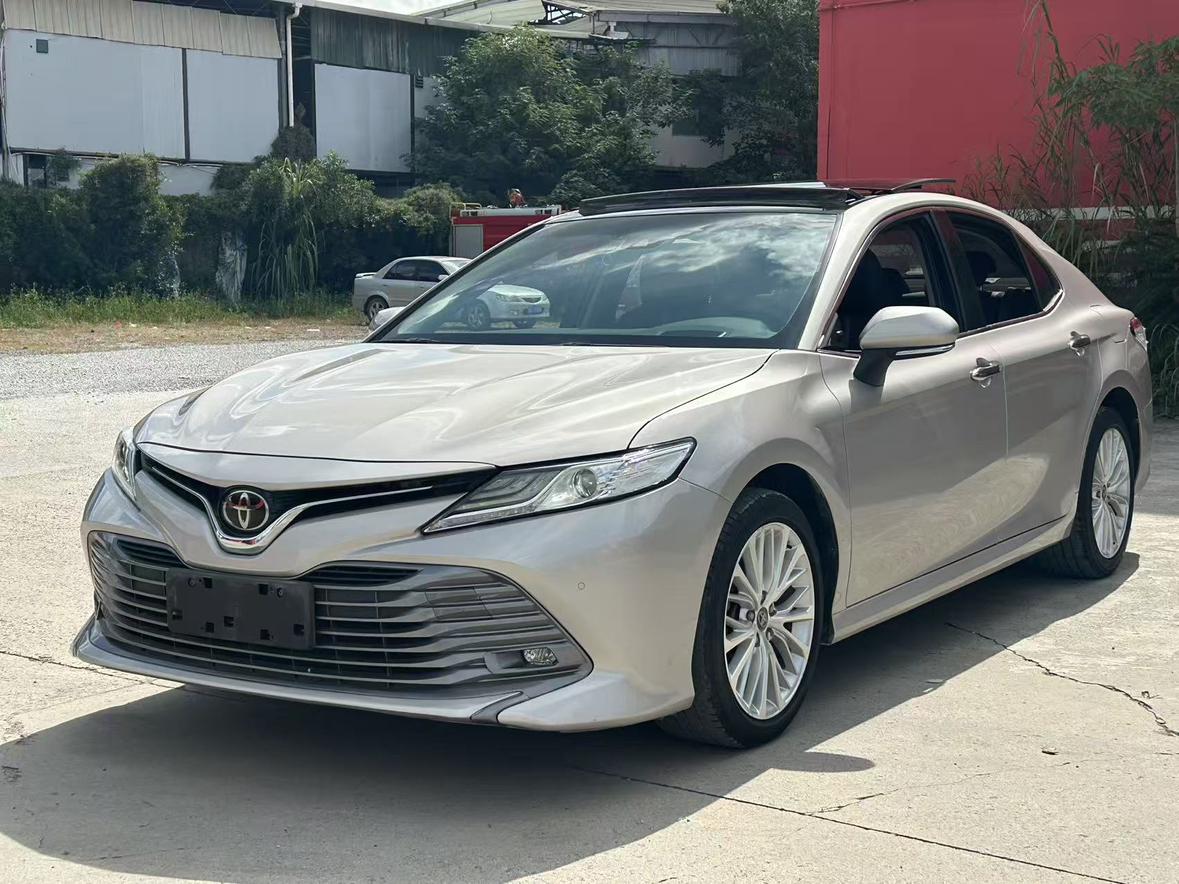 Toyota Camry G Luxury (2.5L) 2020
